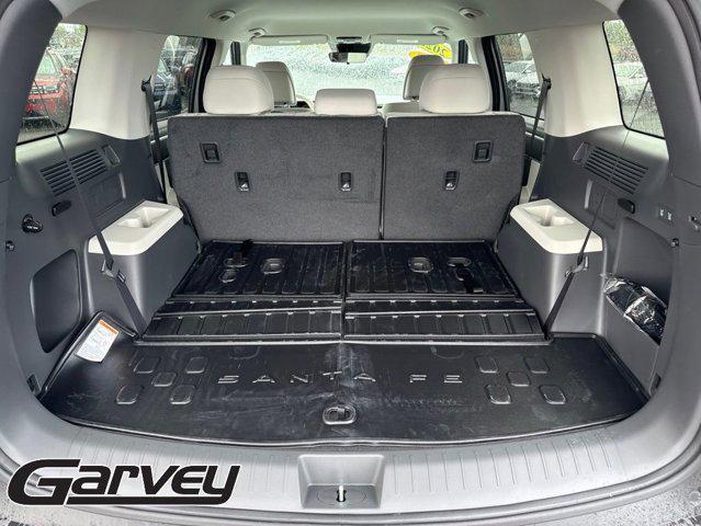 2025 Hyundai Santa Fe SE