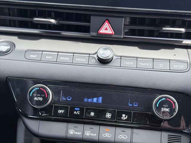 2025 Hyundai Elantra Hybrid SEL Sport