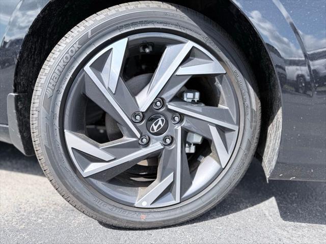 2025 Hyundai Elantra Hybrid SEL Sport