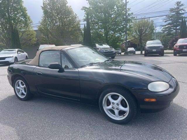 1999 Mazda MX-5 Miata Base