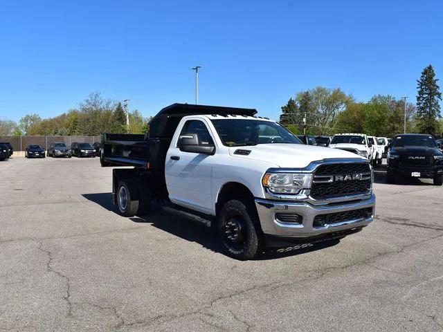 2024 RAM Ram 3500 Chassis Cab RAM 3500 TRADESMAN CHASSIS REGULAR CAB 4X4 60 CA