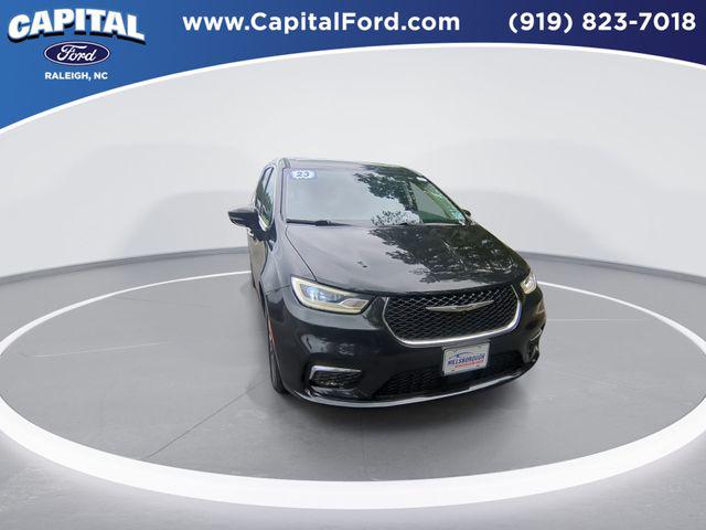 2023 Chrysler Pacifica Hybrid Touring L