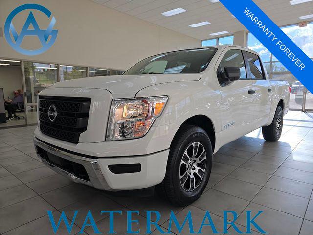 2023 Nissan TITAN Crew Cab SV 4x4 2023 Nissan TITAN Crew Cab SV 4x4