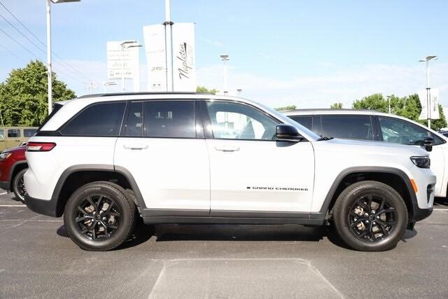 2024 Jeep Grand Cherokee Altitude 4x4