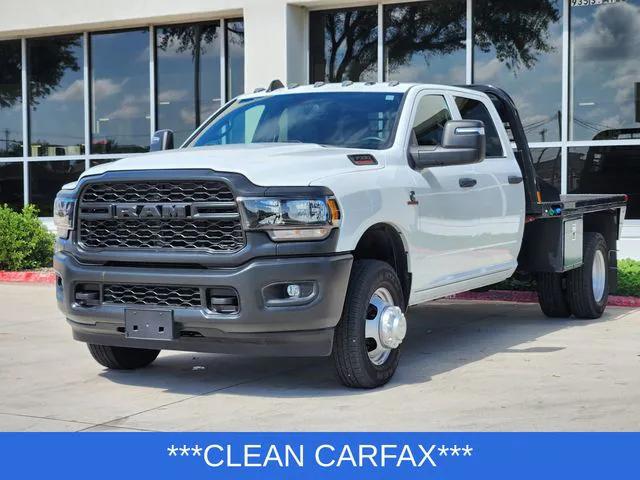 2023 RAM 3500 Tradesman Crew Cab 4x4 8 Box