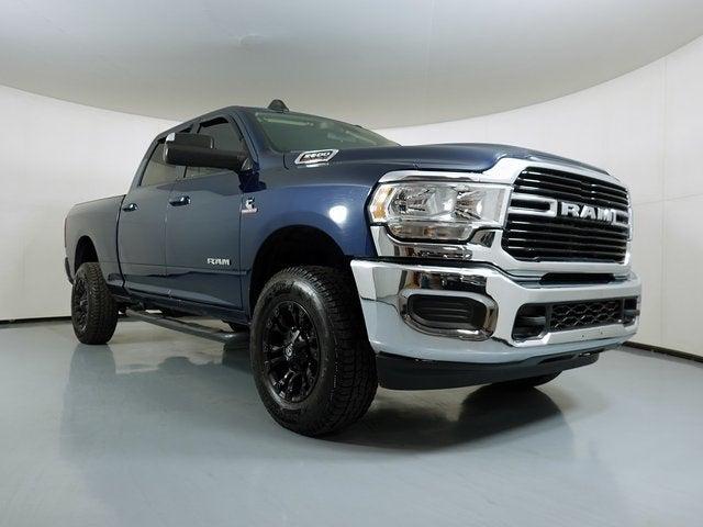 2020 RAM 2500 Big Horn Crew Cab 4X4 64 Box