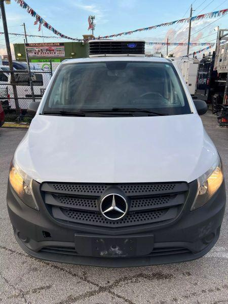 2020 Mercedes-Benz Metris Standard