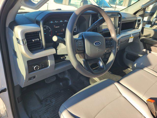 2025 Ford F-550 XL