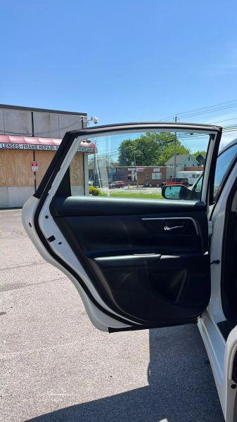2016 Nissan Altima 2.5 SV