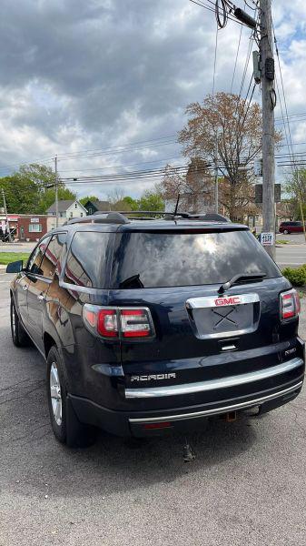 2016 GMC Acadia SLE-2