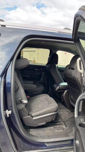 2016 GMC Acadia SLE-2
