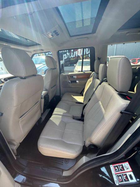 2010 Land Rover LR4 Base