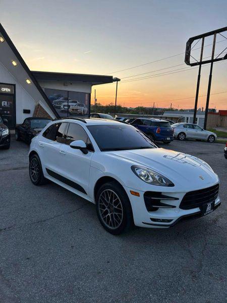 2015 Porsche Macan Turbo