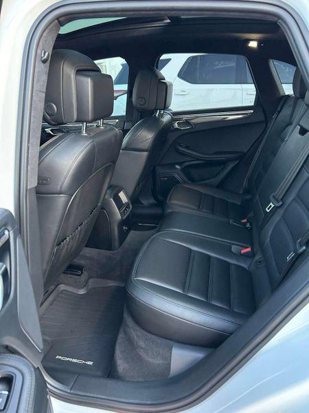 2015 Porsche Macan Turbo