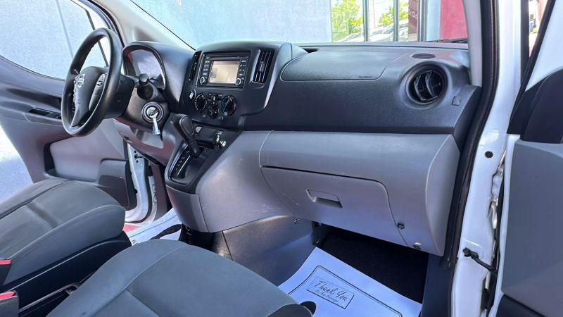2018 Nissan NV200 SV