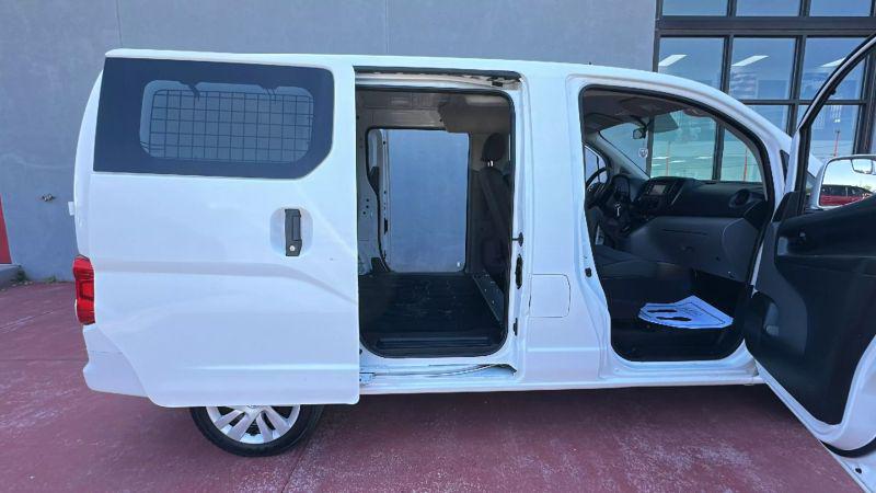 2018 Nissan NV200 SV