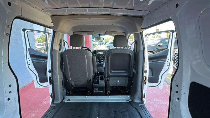 2018 Nissan NV200 SV