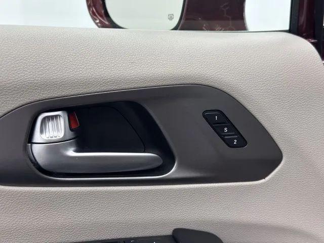 2021 Chrysler Pacifica Hybrid Touring L