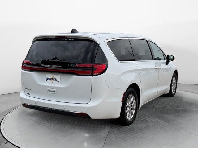 2023 Chrysler Pacifica Touring 2023 Chrysler Pacifica Touring