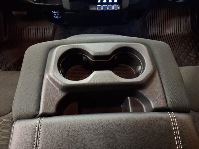 2025 Ram 1500 Tradesman Crew Cab 4x4 5'7" Box