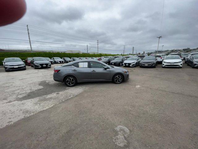 2024 Nissan Sentra SV Xtronic CVT