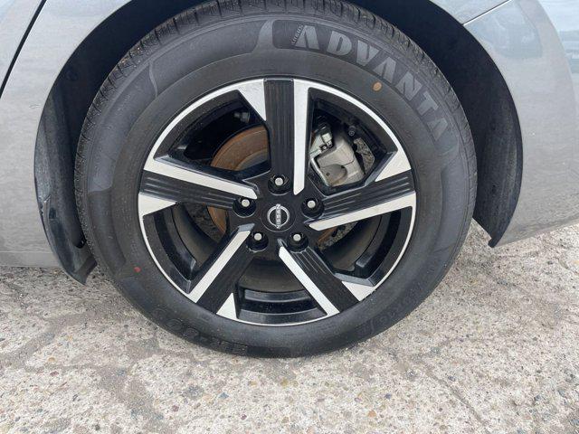 2024 Nissan Sentra SV Xtronic CVT