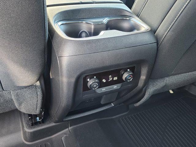 2025 Chevrolet Traverse AWD LT 4WD