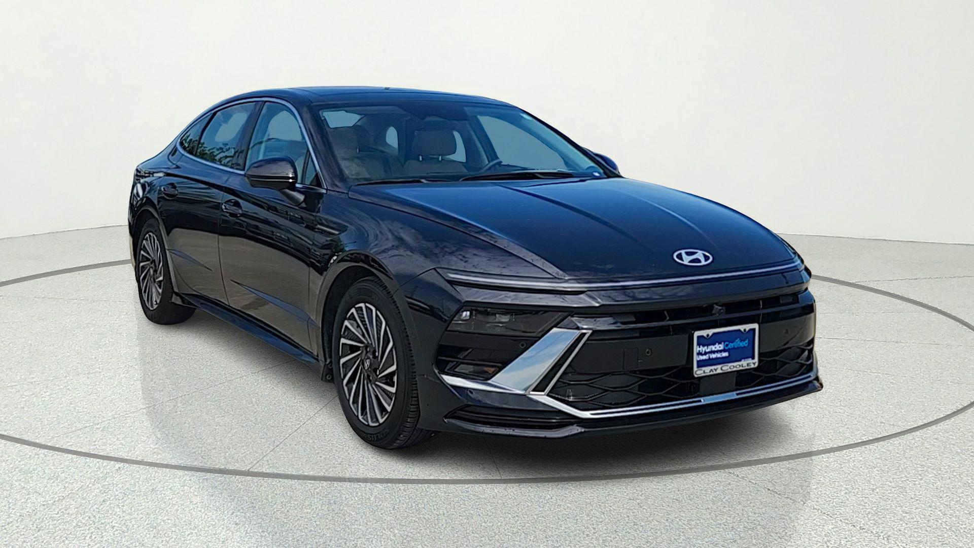 2025 Hyundai Sonata Limited's photo
