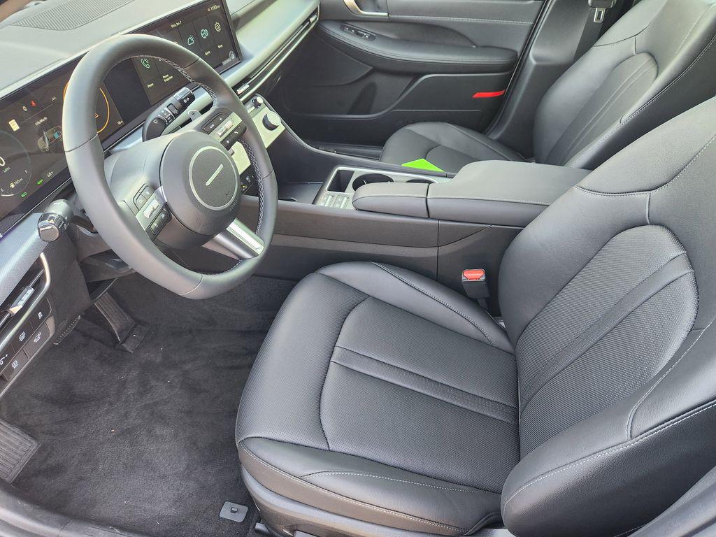 2025 Hyundai Sonata Hybrid Limited - Photo 8