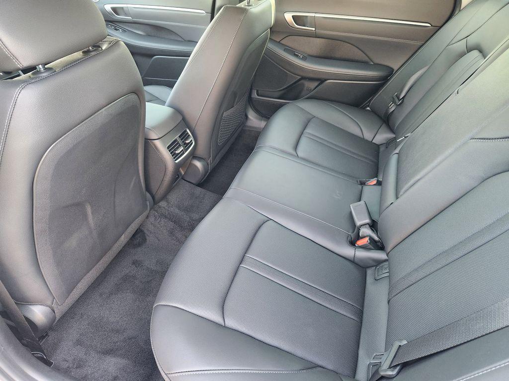 2025 Hyundai Sonata Hybrid Limited - Photo 20