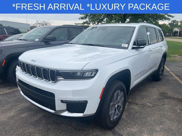 2025 Jeep Grand Cherokee GRAND CHEROKEE L LIMITED 4X4