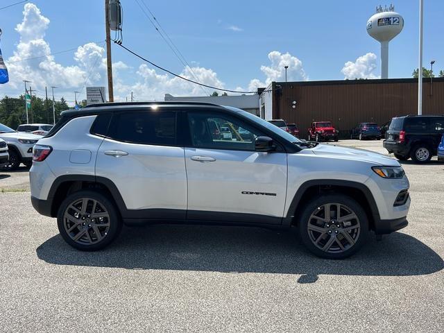 2025 Jeep Compass COMPASS LIMITED 4X4