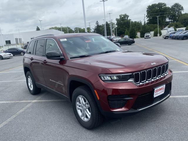 2025 Jeep Grand Cherokee GRAND CHEROKEE LAREDO 4X4