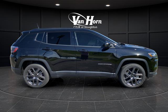 2025 Jeep Compass COMPASS LIMITED 4X4