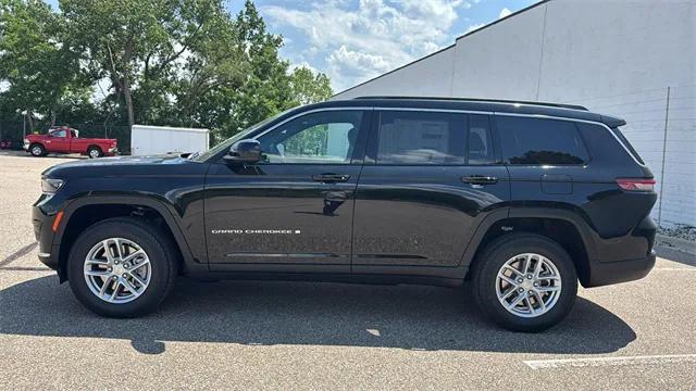 2025 Jeep Grand Cherokee GRAND CHEROKEE L LAREDO X 4X4 2025 Jeep Grand Cherokee GRAND CHEROKEE L LAREDO X 4X4