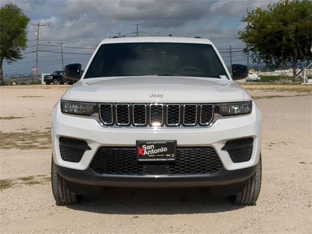 2025 Jeep Grand Cherokee GRAND CHEROKEE LAREDO 4X2