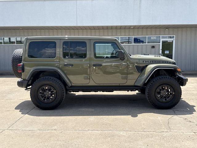 2025 Jeep Wrangler WRANGLER 4-DOOR RUBICON 392