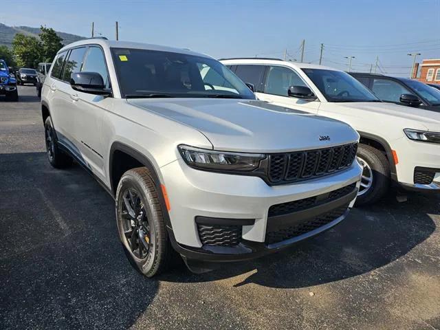 2025 Jeep Grand Cherokee GRAND CHEROKEE L ALTITUDE X 4X4 2025 Jeep Grand Cherokee GRAND CHEROKEE L ALTITUDE X 4X4