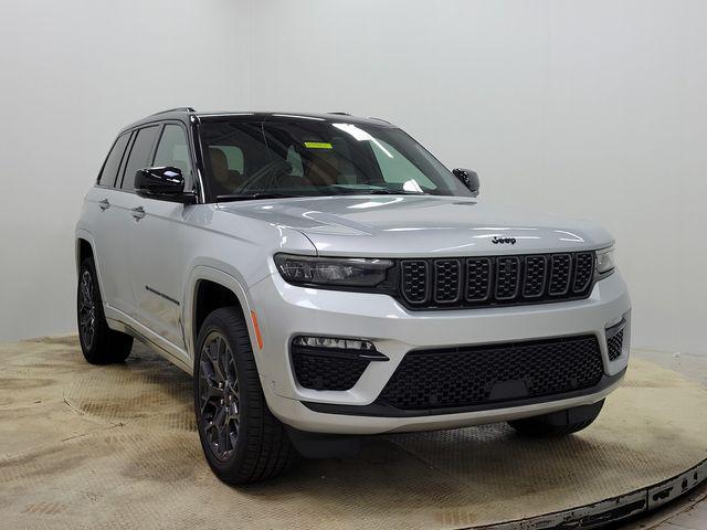 2025 Jeep Grand Cherokee GRAND CHEROKEE SUMMIT RESERVE 4X4 2025 Jeep Grand Cherokee GRAND CHEROKEE SUMMIT RESERVE 4X4