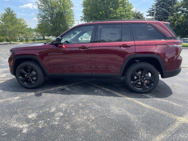 2025 Jeep Grand Cherokee GRAND CHEROKEE LIMITED 4X4