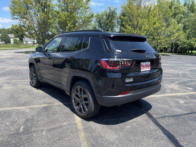 2025 Jeep Compass COMPASS LIMITED 4X4