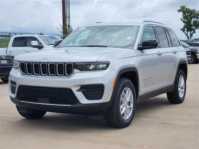 2025 Jeep Grand Cherokee GRAND CHEROKEE LAREDO X 4X2