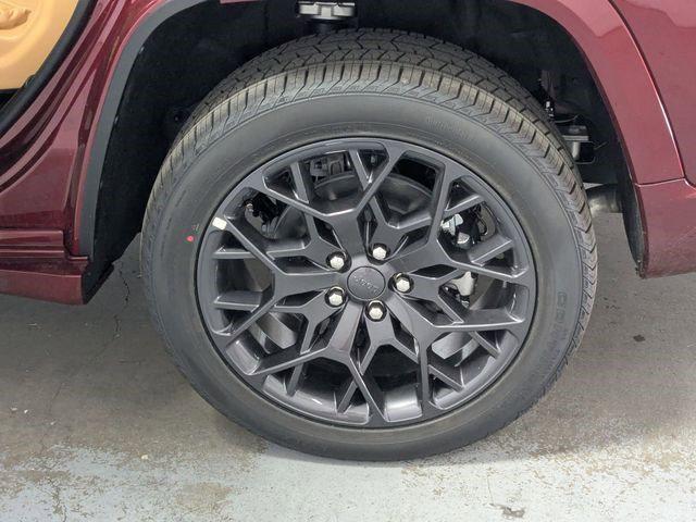 2025 Jeep Grand Cherokee Summit 4x4