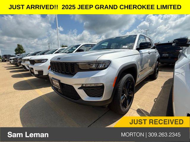 2025 Jeep Grand Cherokee GRAND CHEROKEE LIMITED 4X4