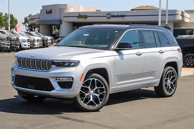 2025 Jeep Grand Cherokee GRAND CHEROKEE SUMMIT RESERVE 4X4