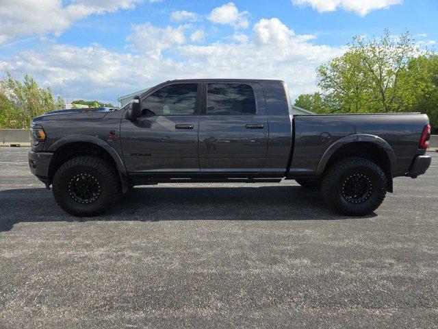 2023 RAM 3500 Limited Mega Cab 4x4 64 Box