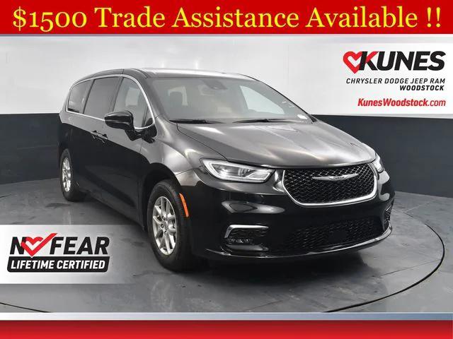 2025 Chrysler Pacifica PACIFICA SELECT