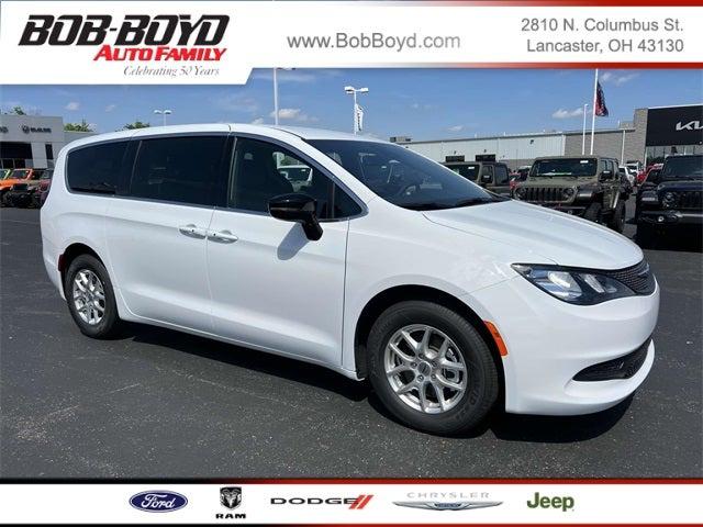 2025 Chrysler Voyager VOYAGER LX