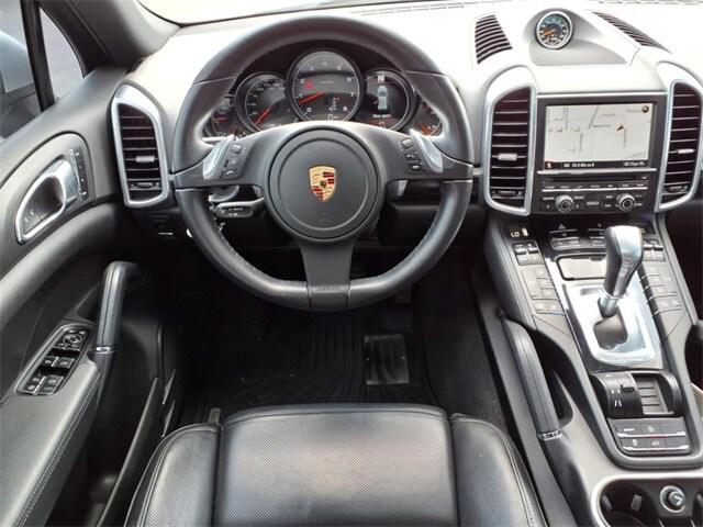 2012 Porsche Cayenne Base