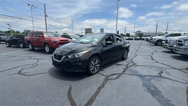 2021 Nissan Versa SV Xtronic CVT